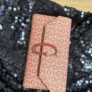 Guess wallet